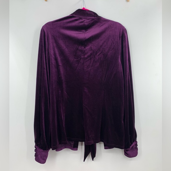 Unique Vintage Gwen Blouse Dark Purple Velvet Size XL NWT - Picture 4 of 13